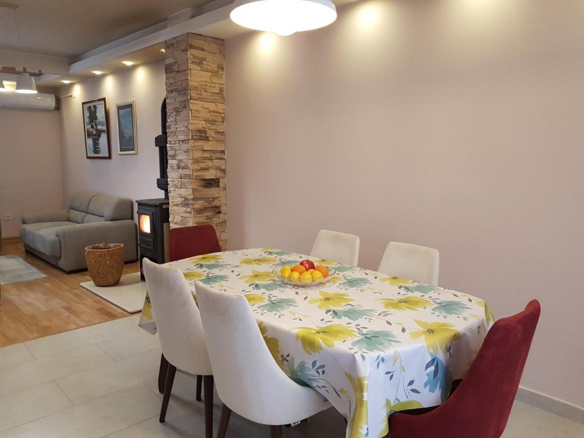 Modern Apartment Doris Kotor Luaran gambar